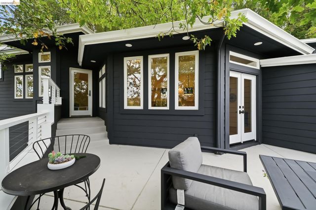 857A Mountain View Drive, Lafayette, CA 94549