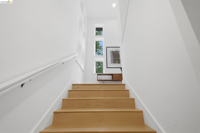 857A Mountain View Drive, Lafayette, CA 94549