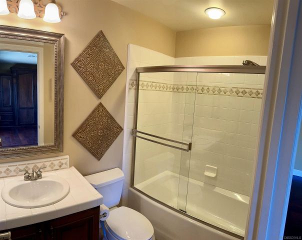 11549 Edgewood Pl, San Diego, CA 92131
