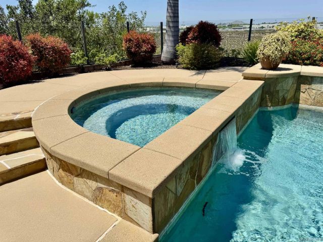 11549 Edgewood Pl, San Diego, CA 92131