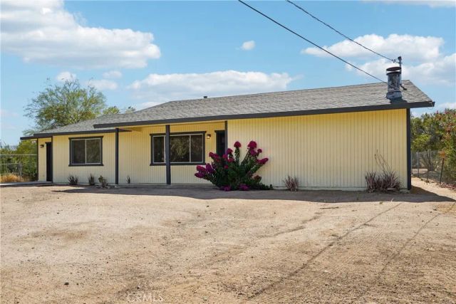 11618 Rosewood Avenue, Morongo Valley, CA 92256