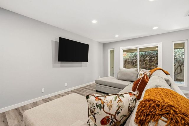 74370 Primrose Drive, Palm Desert, CA 92260