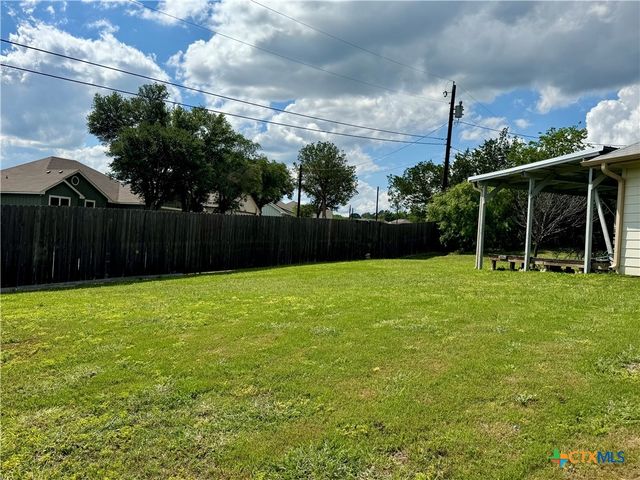 10 Westridge Place, Lampasas, TX 76550