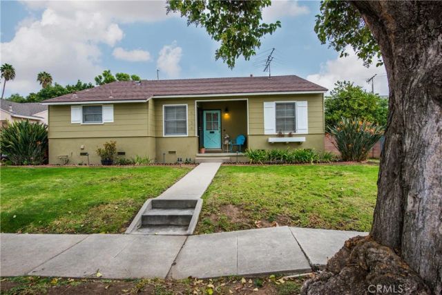 8136 Garden Grove, Reseda, CA 91335
