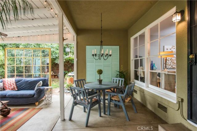 8136 Garden Grove, Reseda, CA 91335