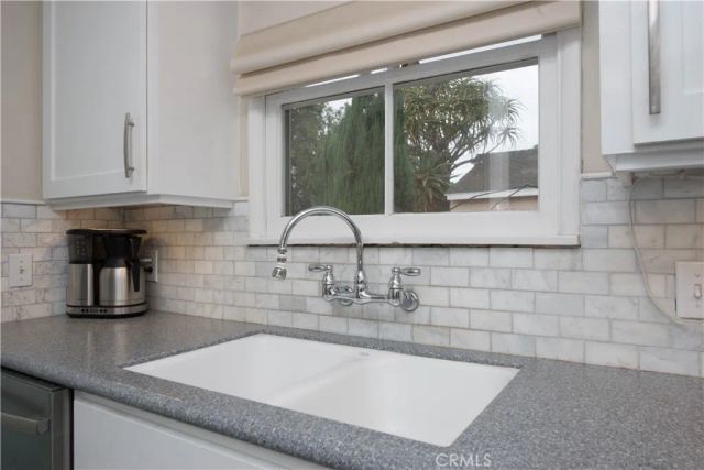 8136 Garden Grove, Reseda, CA 91335