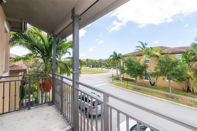 1510 SW 147th Ter, Pembroke Pines, FL 33027