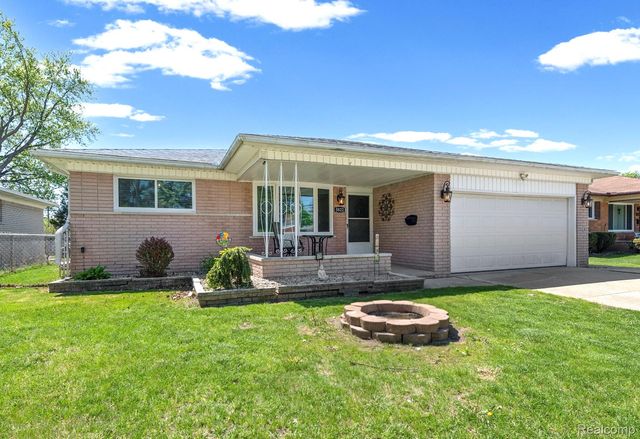 3822 Martin Road, Warren, MI 48092