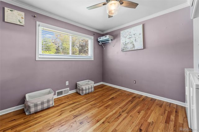 3822 Martin Road, Warren, MI 48092