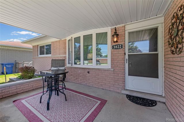 3822 Martin Road, Warren, MI 48092