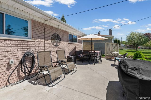 3822 Martin Road, Warren, MI 48092