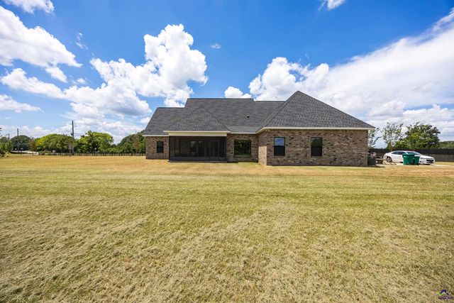 160 Talton Road, Kathleen, GA 31047