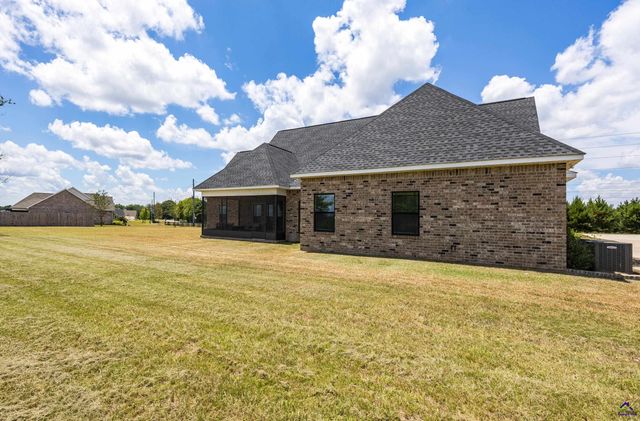 160 Talton Road, Kathleen, GA 31047