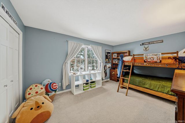 15640 Cedar Cove Court, Granger, IN 46530