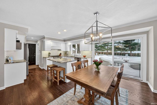 15640 Cedar Cove Court, Granger, IN 46530