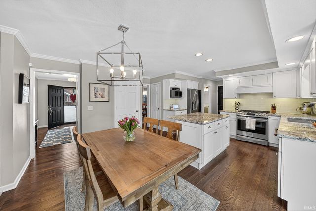 15640 Cedar Cove Court, Granger, IN 46530