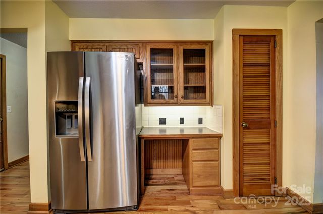 119 Pleasant Hill Circle, Waynesville, NC 28786