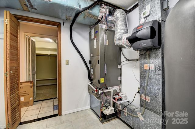 119 Pleasant Hill Circle, Waynesville, NC 28786