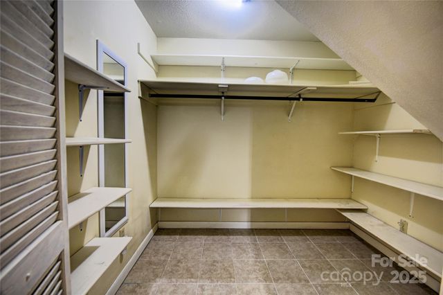 119 Pleasant Hill Circle, Waynesville, NC 28786