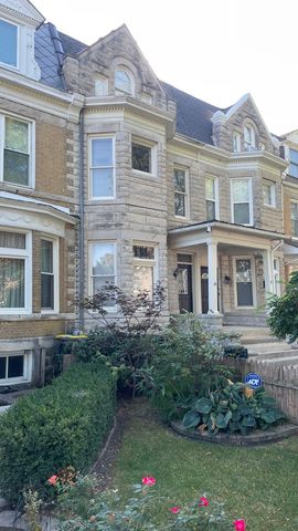 17 S Madison Avenue, La Grange, IL 60525