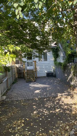 17 S Madison Avenue, La Grange, IL 60525