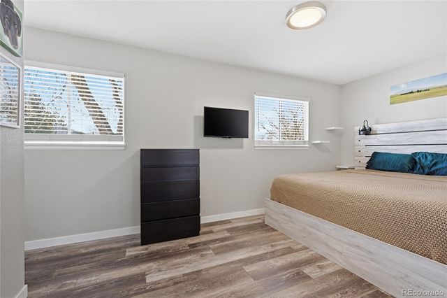 1090 S Newark Street, Aurora, CO 80012