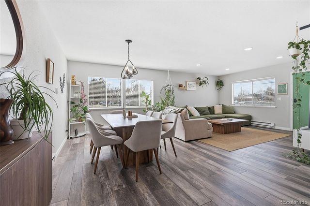 1090 S Newark Street, Aurora, CO 80012