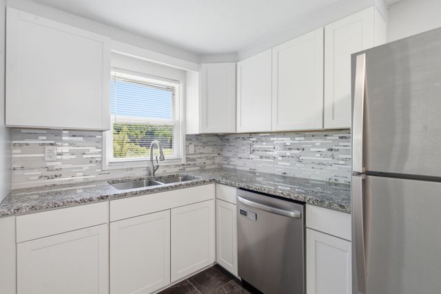 3217 US Highway 31, Berrien Springs, MI 49103
