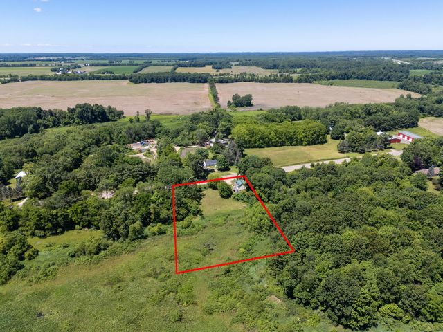 3217 US Highway 31, Berrien Springs, MI 49103