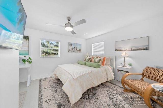 92 S 18th Ave Avenue S, Lake Worth Beach, FL 33460