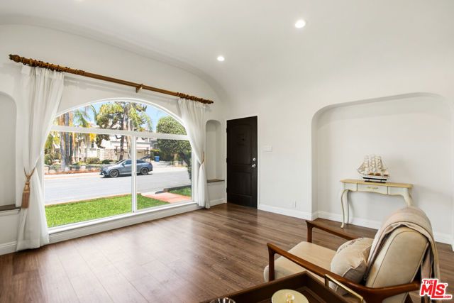 720 S 3rd Avenue, Arcadia, CA 91006