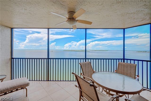 17080 Harbour Point DR 916, Fort Myers, FL 33908