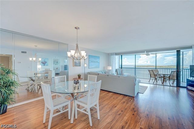 17080 Harbour Point DR 916, Fort Myers, FL 33908