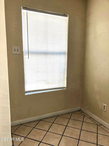 801 DELHI Drive, Socorro, TX 79927