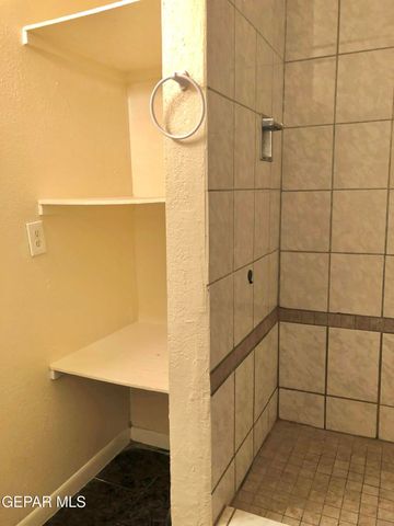 801 DELHI Drive, Socorro, TX 79927