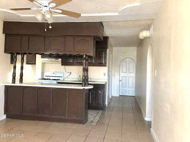 801 DELHI Drive, Socorro, TX 79927