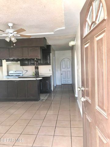 801 DELHI Drive, Socorro, TX 79927