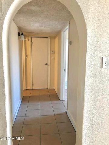 801 DELHI Drive, Socorro, TX 79927
