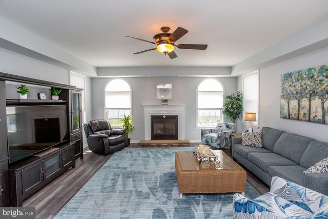 225 ARUNDEL AVE, Horsham, PA 19044