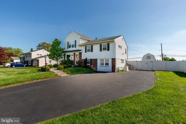 225 ARUNDEL AVE, Horsham, PA 19044
