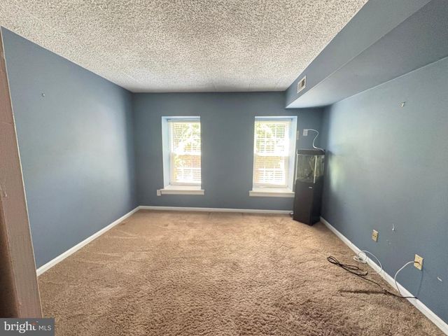 801 DEER RUN, Norristown, PA 19403