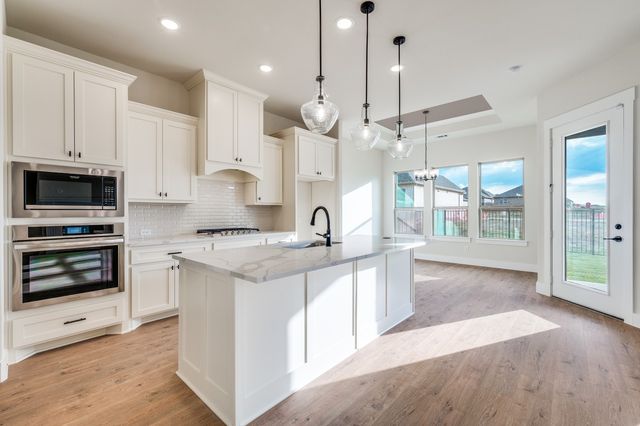 1901 Cascada Way, Little Elm, TX 75068
