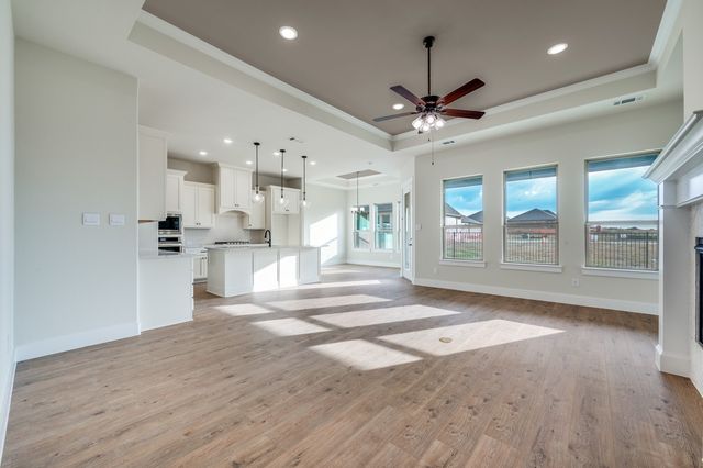 1901 Cascada Way, Little Elm, TX 75068