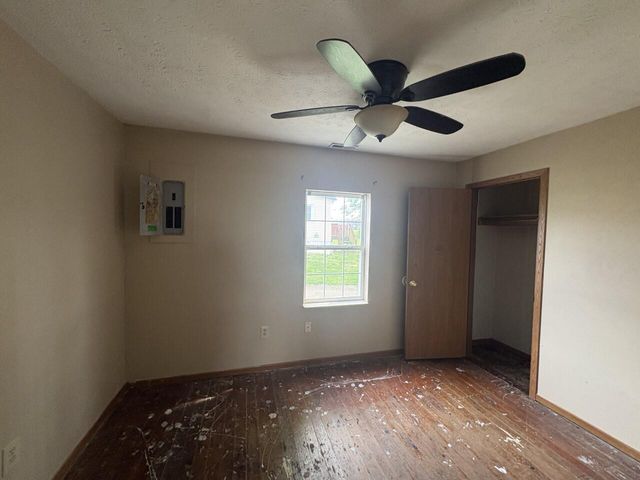 15 Short Race Street, Dry Ridge, KY 41035