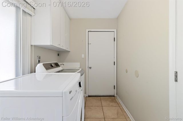6711 Woodside Trail, West Bloomfield Charter Township, MI 48322