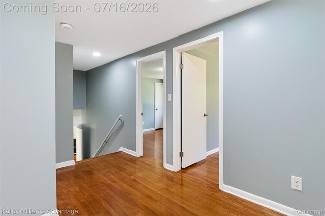 6711 Woodside Trail, West Bloomfield Charter Township, MI 48322
