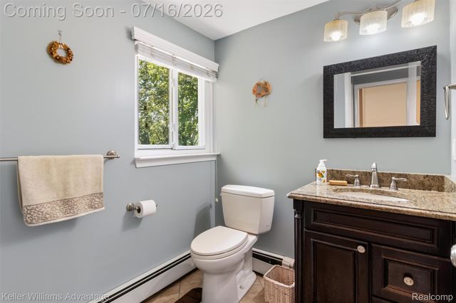 6711 Woodside Trail, West Bloomfield Charter Township, MI 48322