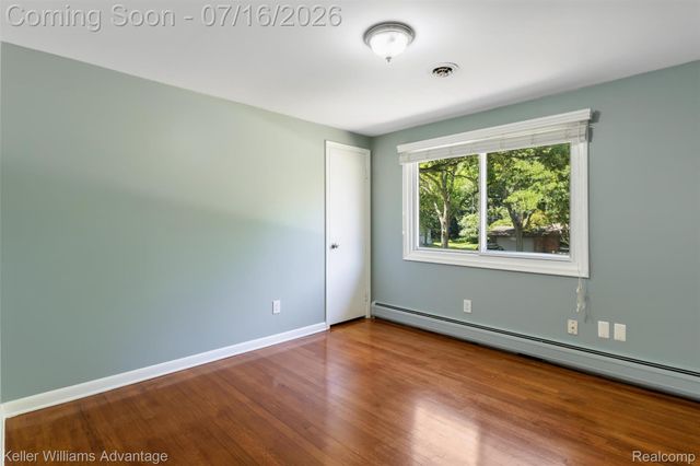 6711 Woodside Trail, West Bloomfield Charter Township, MI 48322