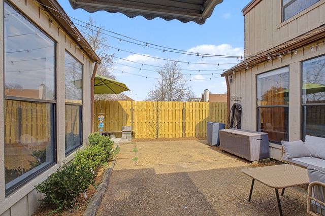 218 Harpers Mill Ct, Hermitage, TN 37076