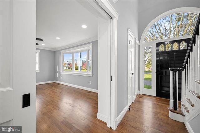 21611 SLIDELL RD, Boyds, MD 20841